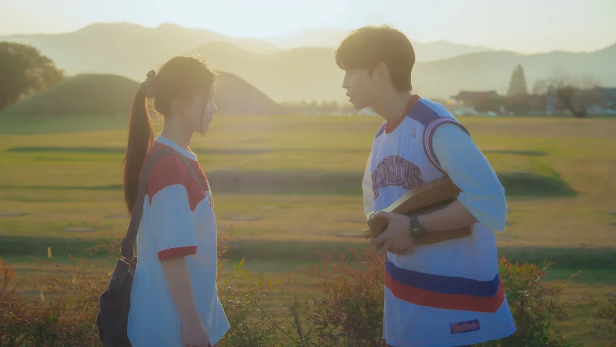 «Девушка 20-го века» (2022) Режиссёр: Пан У-ри Страна: Республика Корея