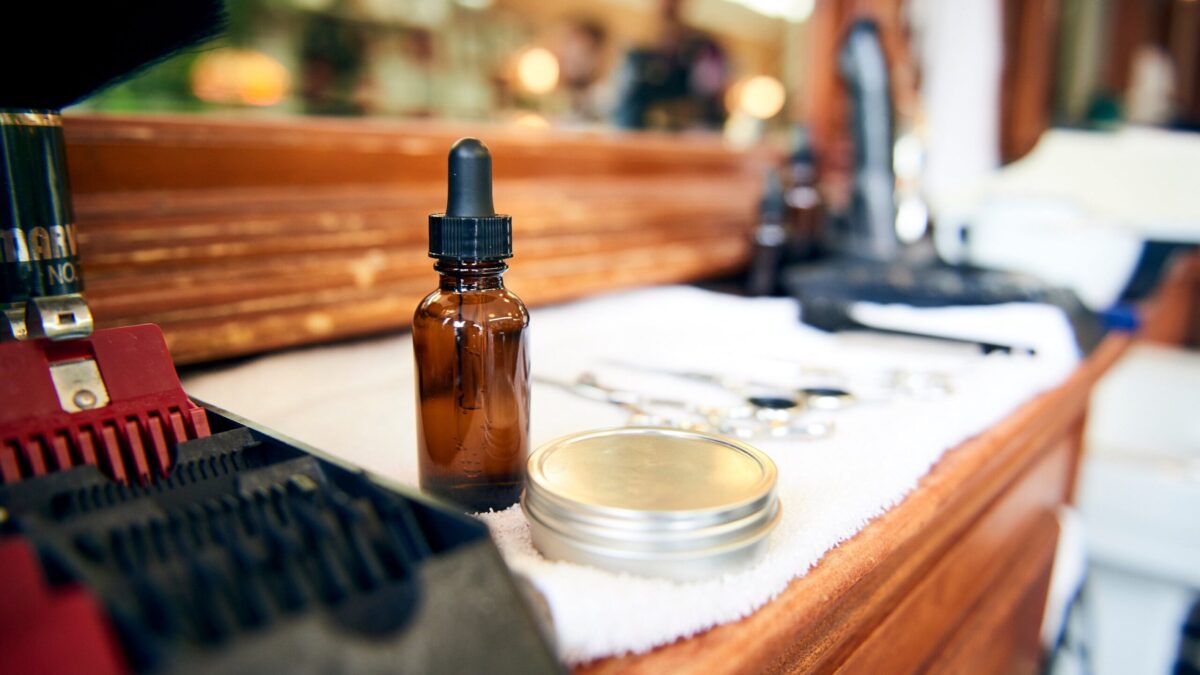 Сухая кожа: причины, как за ней ухаживать и чего избегать