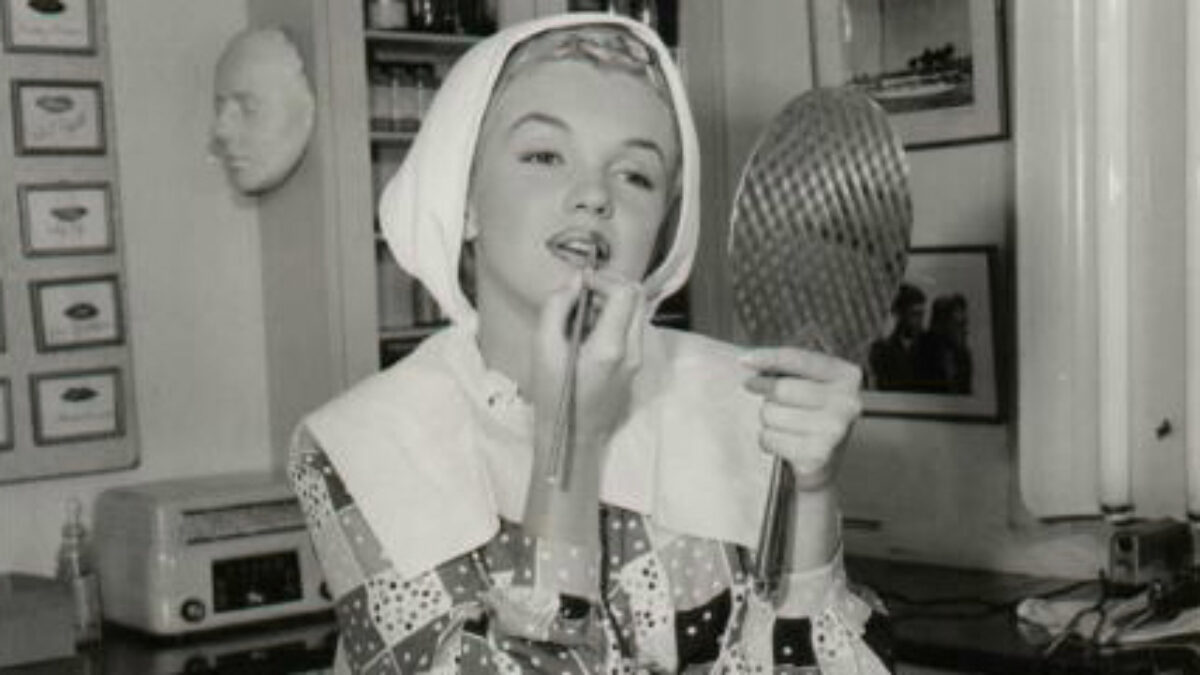 От Древнего Египта до XXI века: как появилась и менялась губная помада