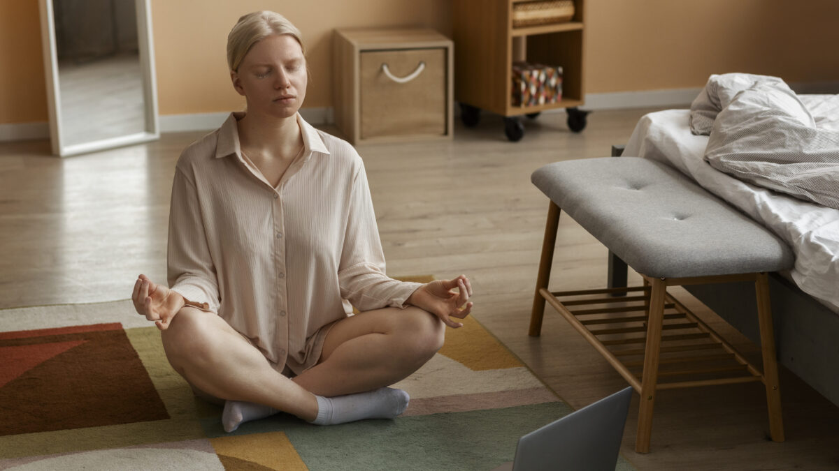 Тревога и проблемы со сном: зачем нужны ежедневные ритуалы и что произойдёт, если их не будет