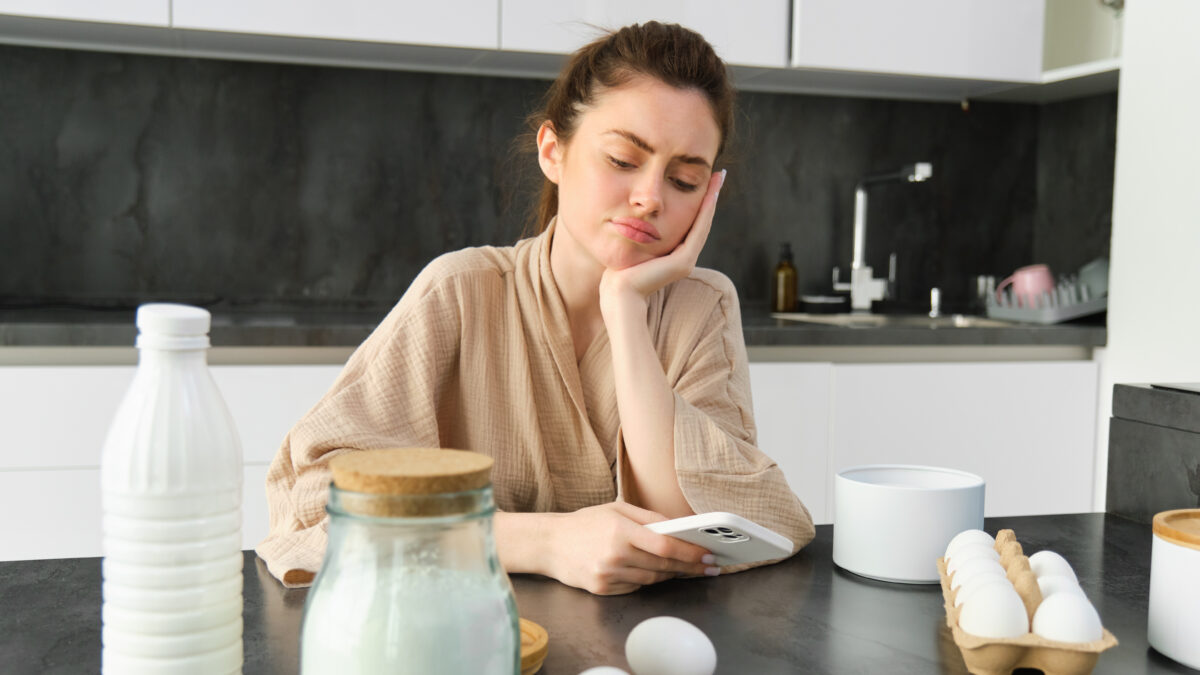 Молоко взрослым: за или против? Отвечает нутрициолог