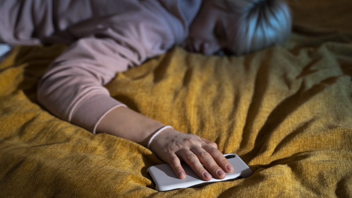 Просыпаешься и сразу в телефон? Не надо так! 10 утренних ритуалов сделают твой день продуктивным