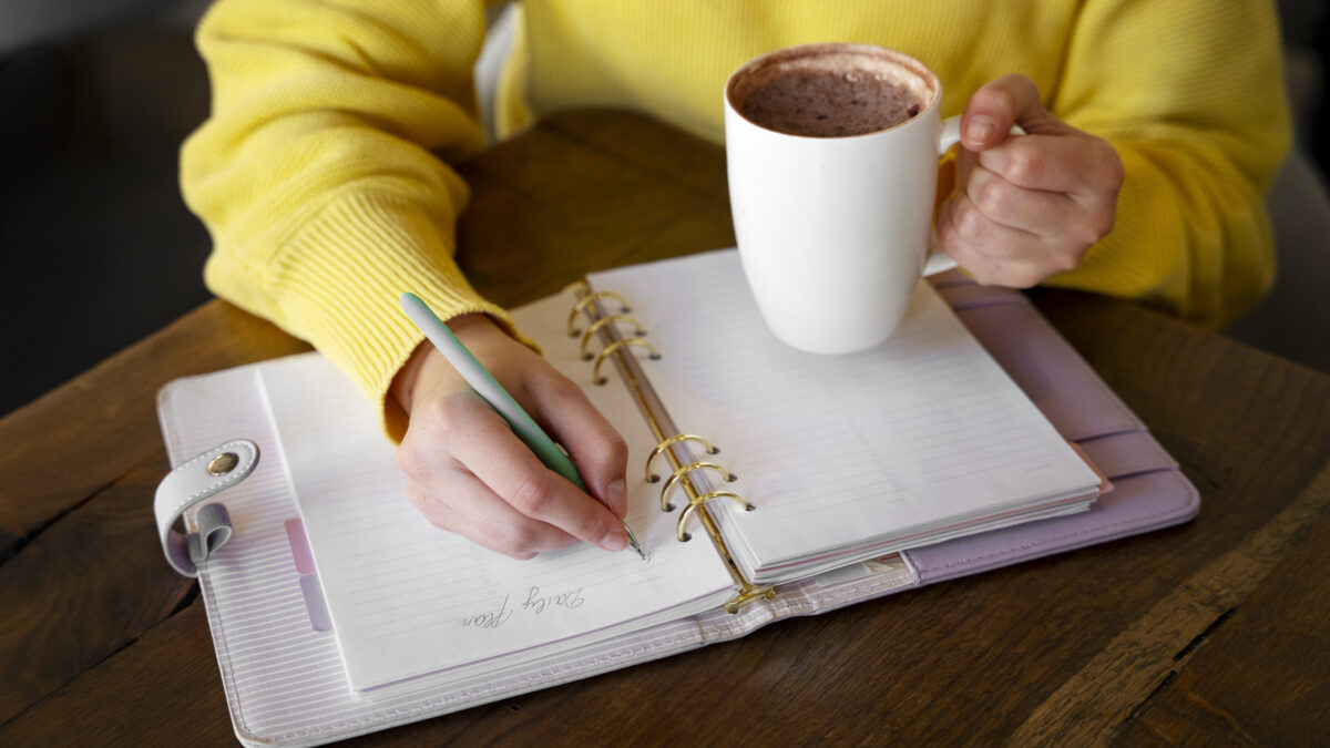 Технологии и осознанность: как гаджеты помогают нам налаживать сон, заниматься спортом и убираться