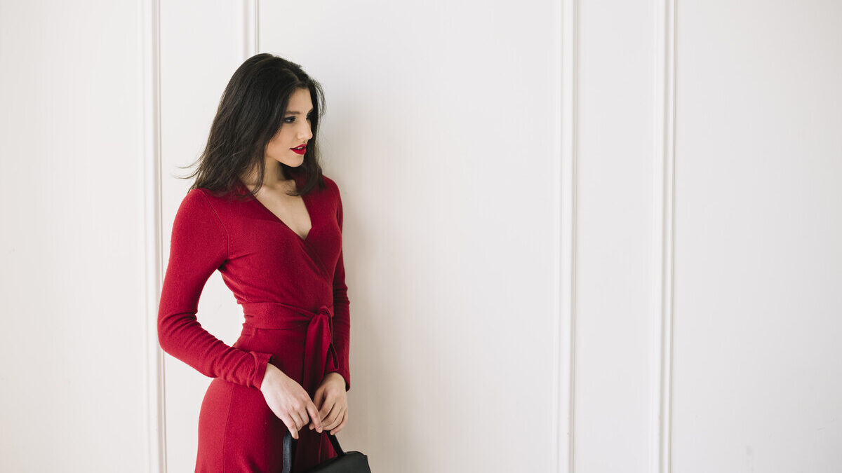 Какие цвета выбрать и что надеть на Новый год Огненной Лошади? Топ-10 образов