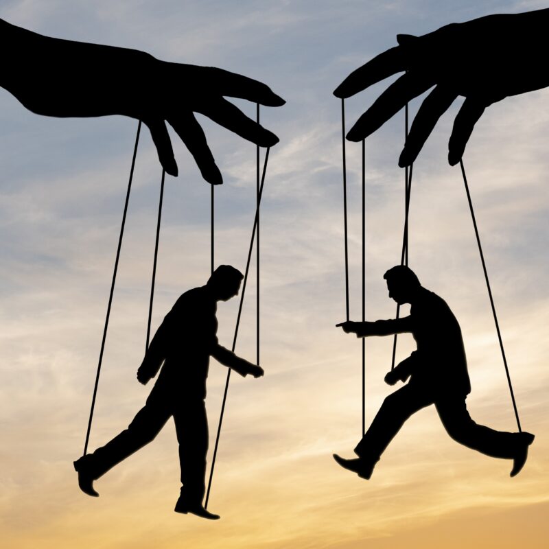 Я так хочу или меня заставили? Как противостоять манипуляторам