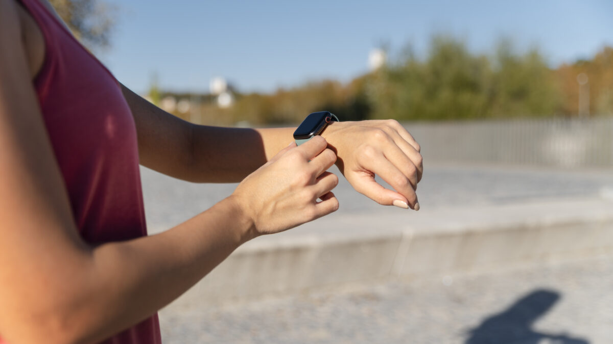 10 тысяч шагов? Сколько нужно ходить в день: ответ тренера