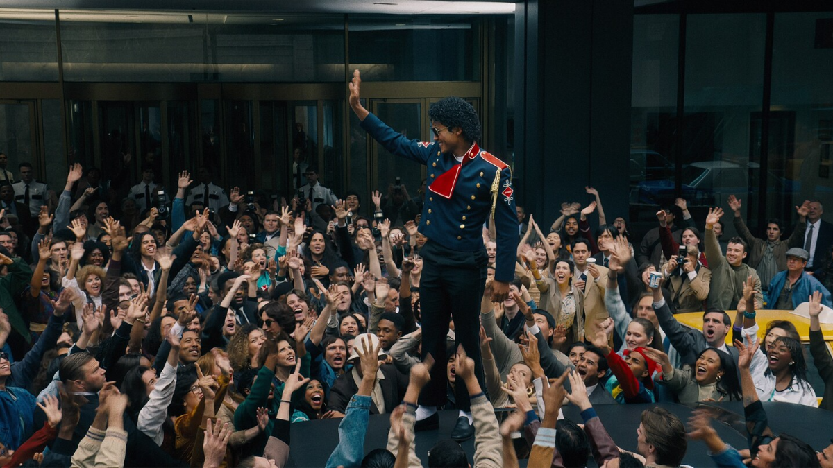 Кадр из фильма «Майкл» (2026).