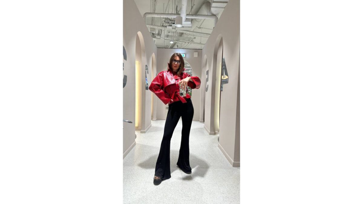 Бананы, алладины и клёш: с чем носить брюки? Стилист назвала стильные образы