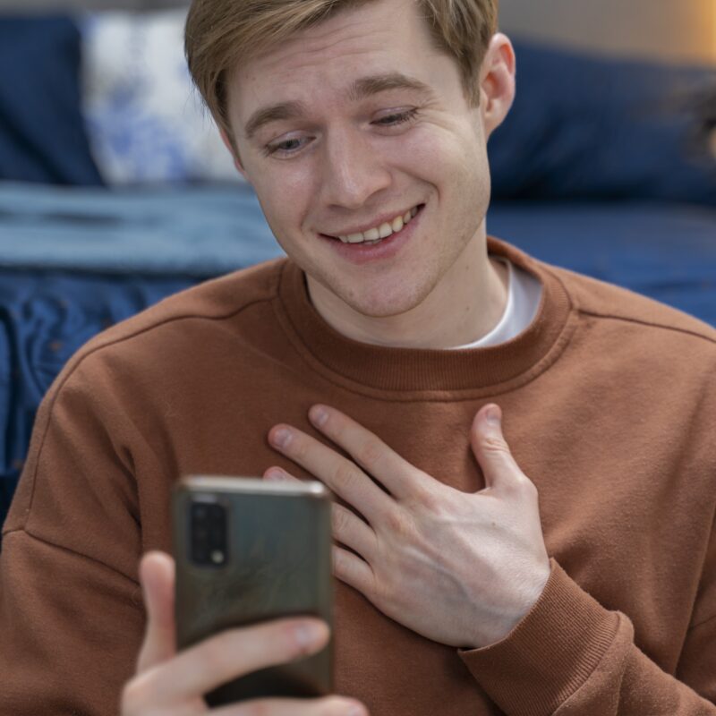 Зачем психолог, если есть ИИ? Заменят ли нейронки живых специалистов