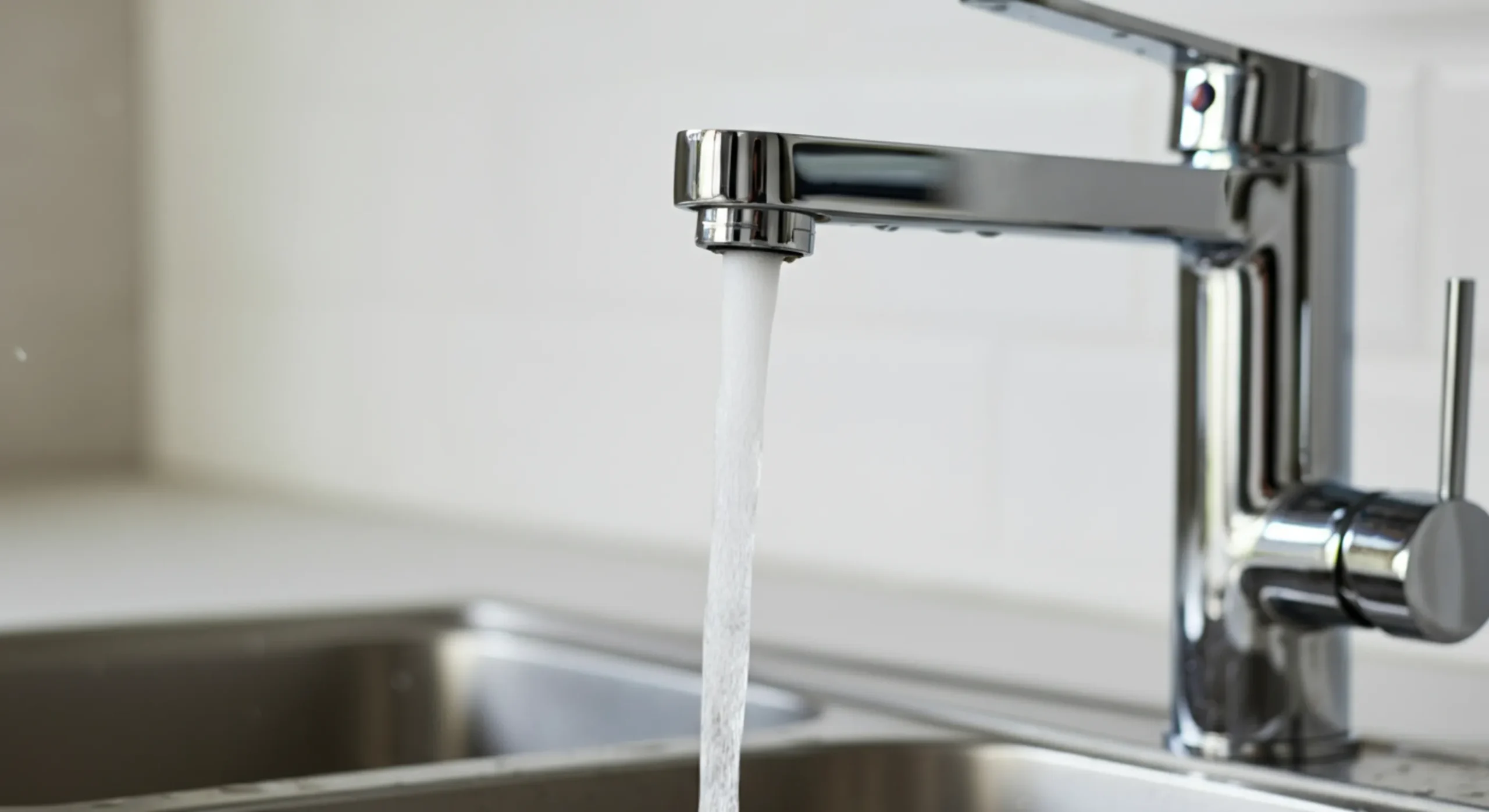 Как передать показания счётчиков за воду и не переплатить