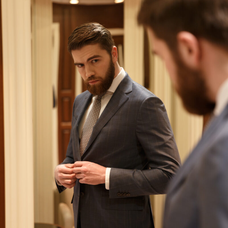 Кто такие нарциссы, чем они опасны и как уйти из отношений с таким человеком: отвечают психологи