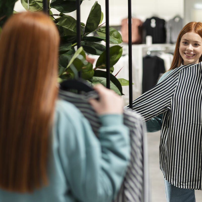 Какие цвета выбрать и что надеть на Новый год Огненной Лошади? Топ-10 образов