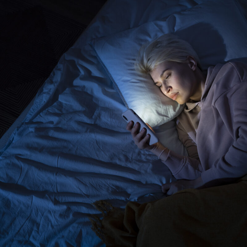 Не могу уснуть – это бессонница? К кому обращаться и как помочь себе: три техники релаксации