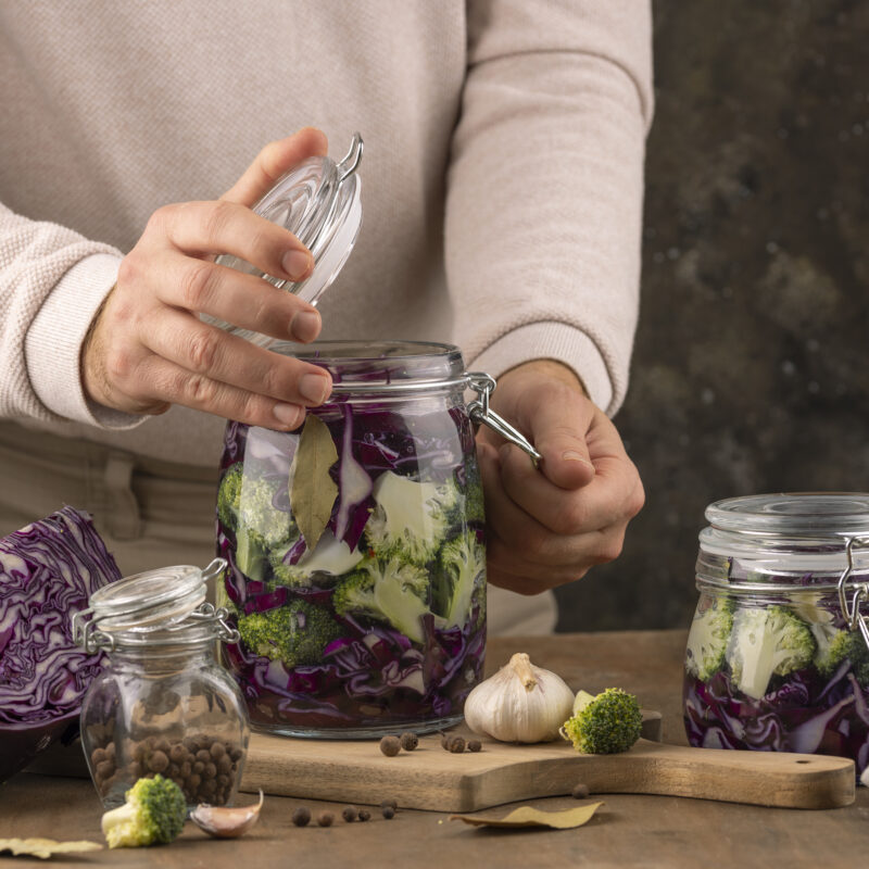 Свёкла, редиска, морковь: ферментированные овощи – новый тренд! Польза, рецепты, противопоказания