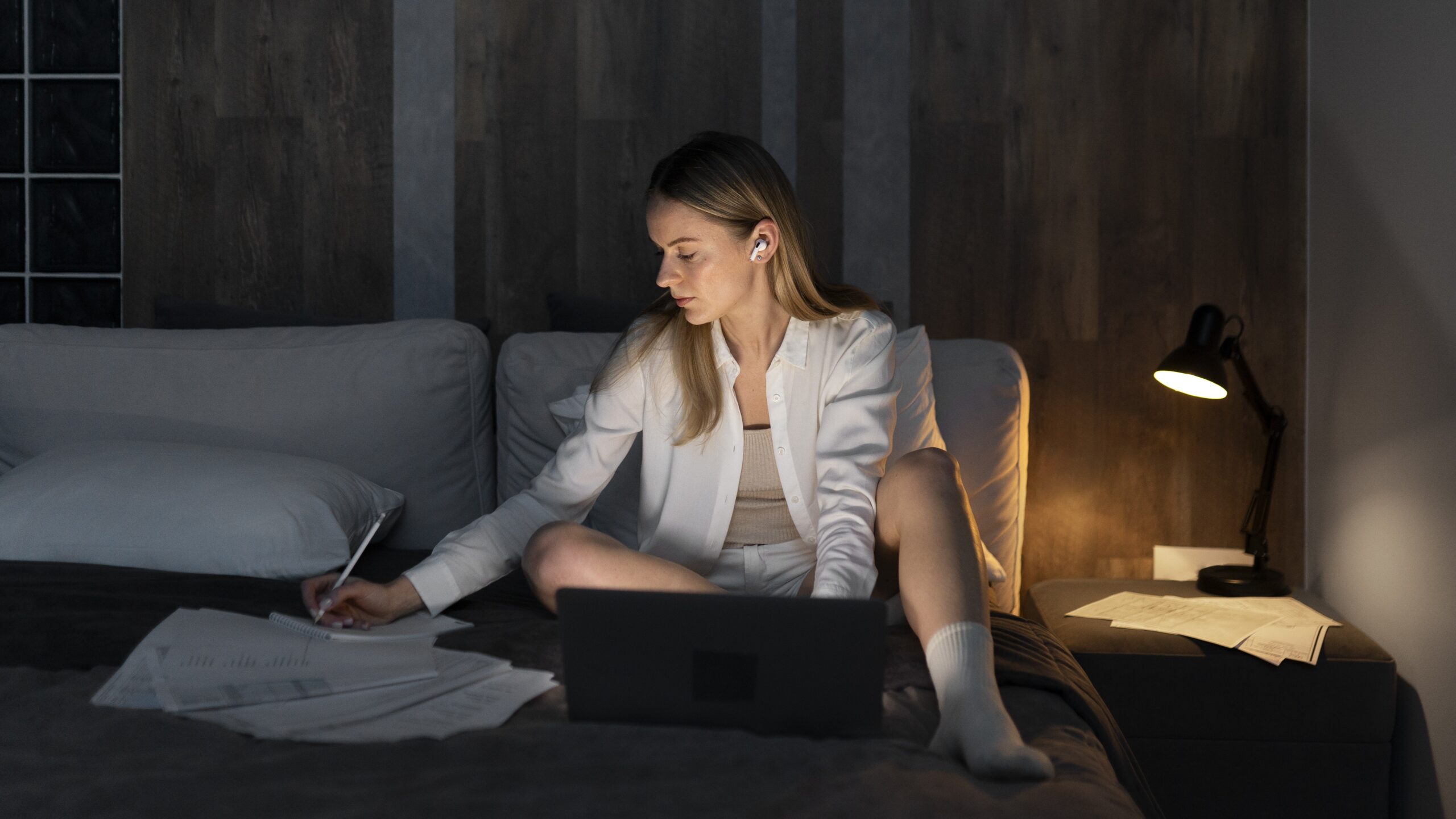 Ни личной жизни, ни кофеен: что важно знать перед выходом на удалёнку