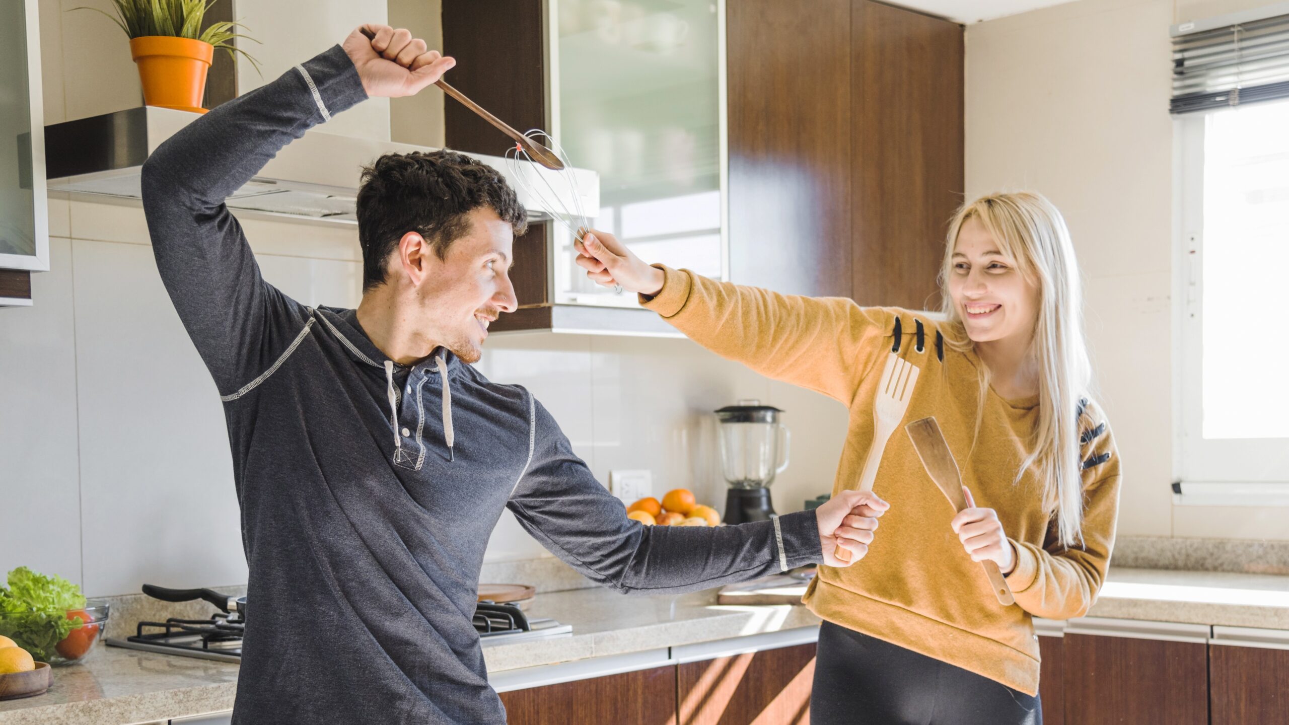 Съехались, но не можем ужиться: как наладить быт в паре?