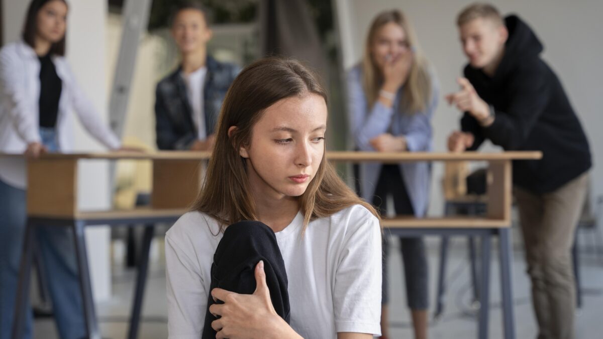 Как будто живу за других: как перестать зависеть от мнения окружающих?