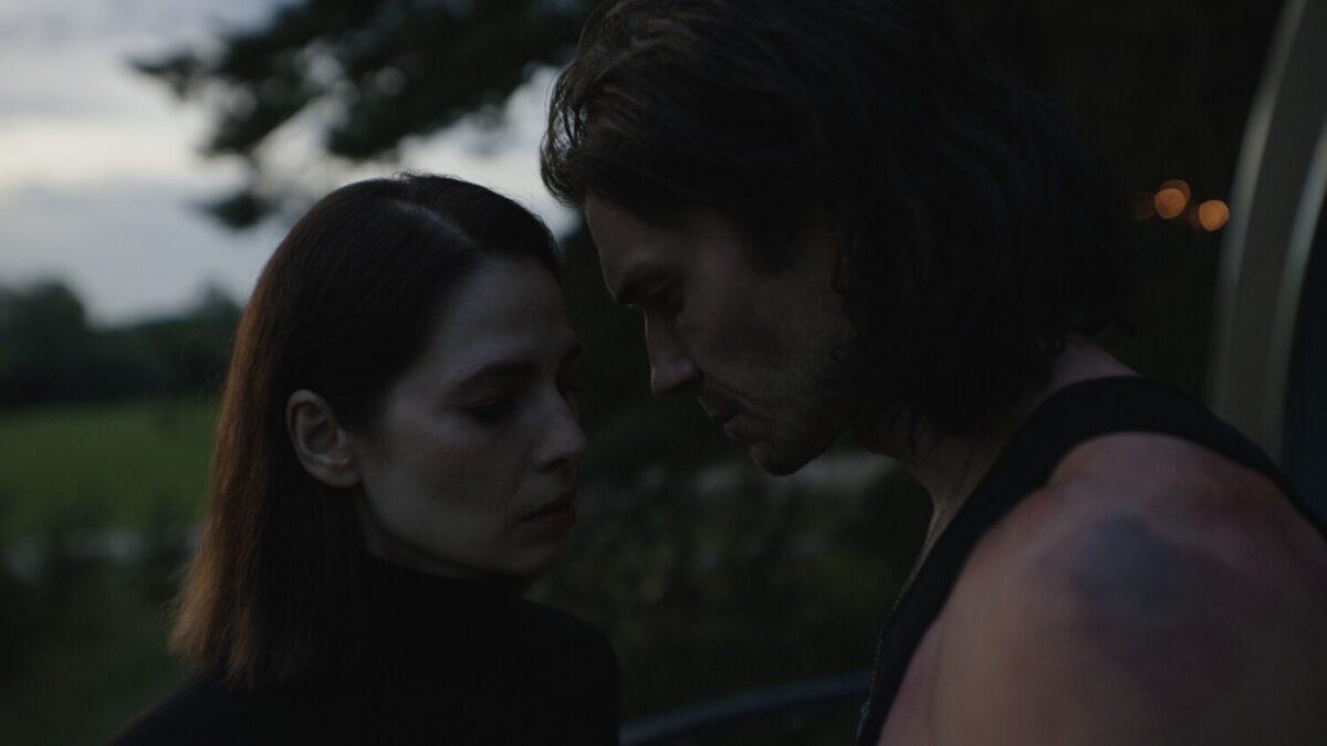 Кадр из сериала «Полдень» (2026).