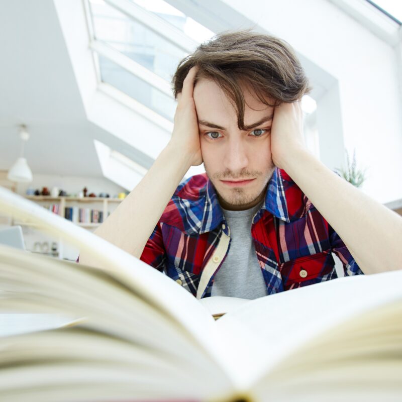 Уже не школьник, а мандражирует как перед ЕГЭ: как избавиться от стресса перед экзаменами