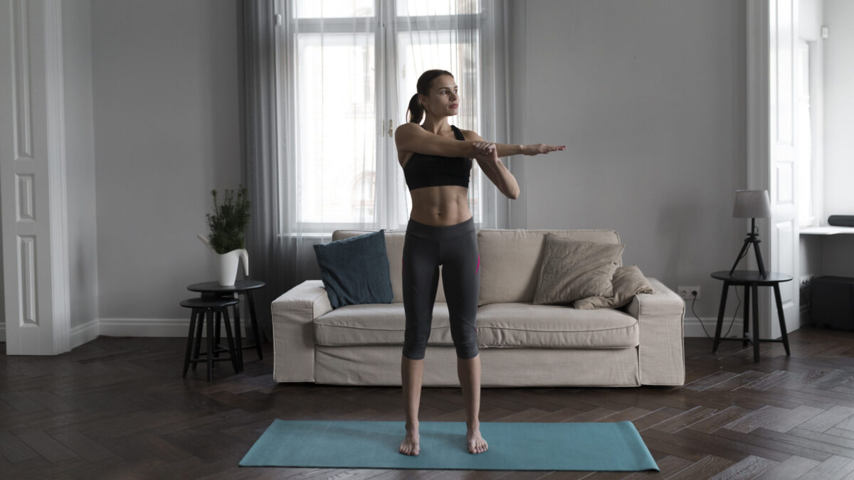 Тренд на Cozy Cardio: как создать идеальную тренировку дома и не чувствовать себя халтурщиком