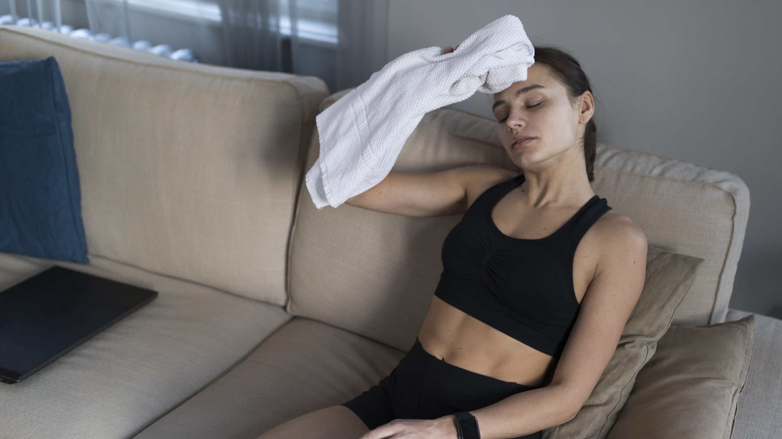 Я вечно мокрый! Что делать с повышенной потливостью?