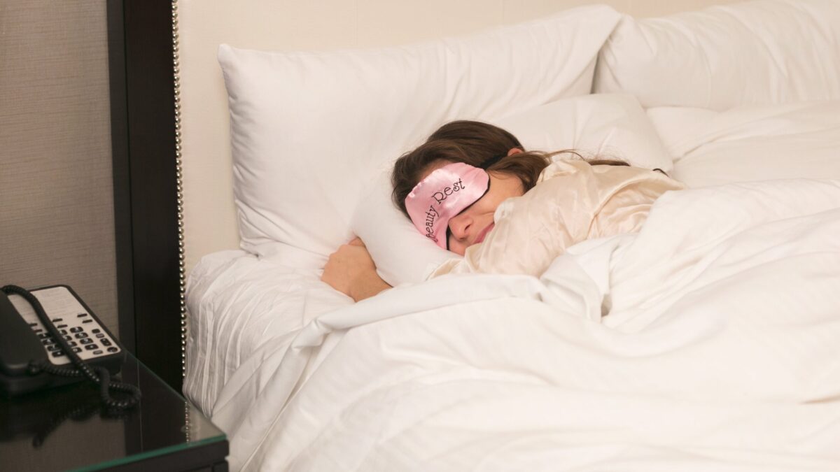 Отпуск в отключке: зачем люди тратят сотни тысяч, чтобы выспаться – топ-5 мест в России