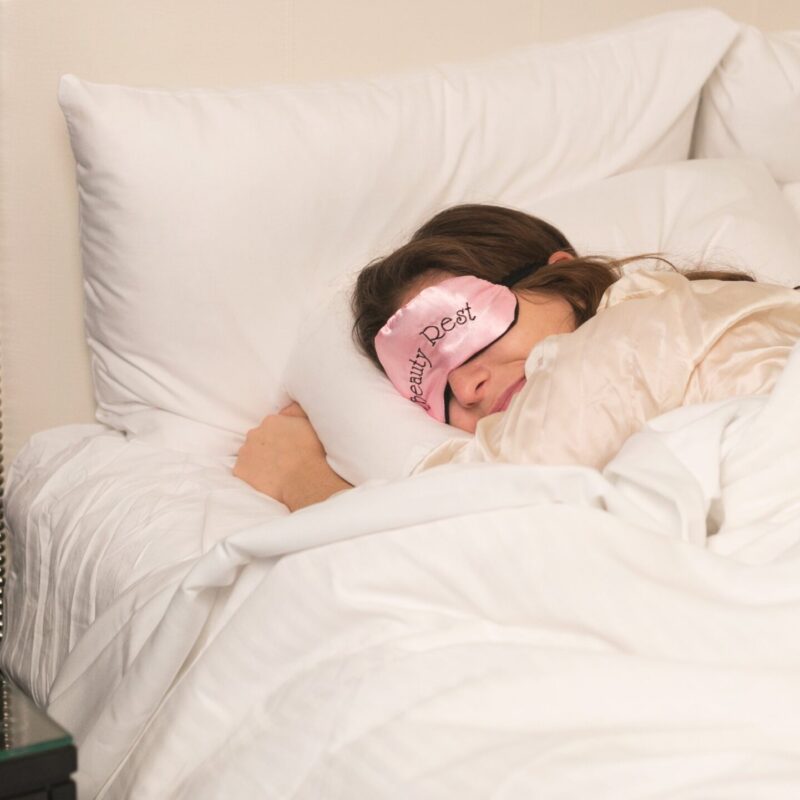 Отпуск в отключке: зачем люди тратят сотни тысяч, чтобы выспаться – топ-5 мест в России