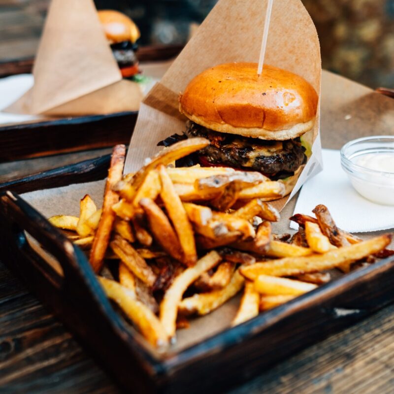 Диета тебе не поможет: почему качаться бесполезно, если у тебя «пивной живот»?