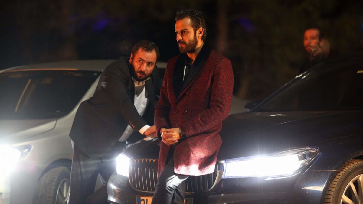 Кадр из сериала «Чукур» (2017-2021).