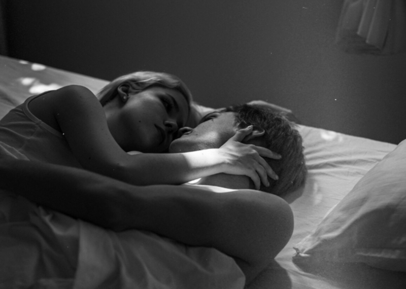 Сплю с одним, а думаю о бывшем: как привыкнуть к новому партнёру