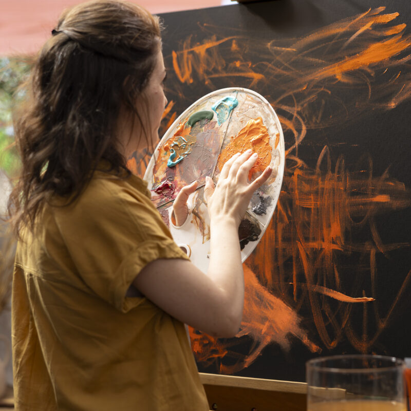 День искусства в 2026 году: история, суть праздника и интересные факты про творчество 