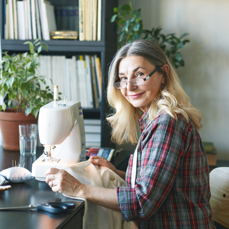 Осваивать новое после 45: как россияне учатся жить с интересом и пользой для мозга