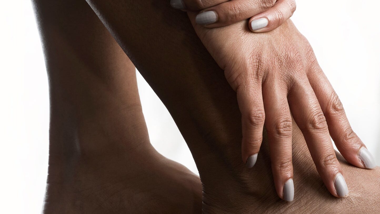 Положи мочалку на место: почему гусиную кожу нельзя оттереть – топ-5 способов вернуть рукам…