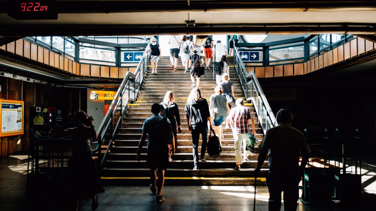 Ностальгический туризм: что это такое – плюсы и минусы