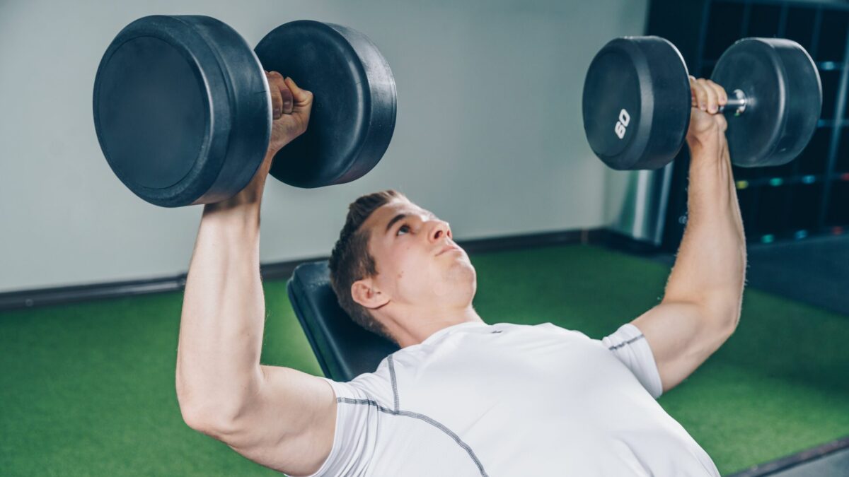 Первый раз в качалке: что нужно знать, чтобы не облажаться – чек-лист тренера