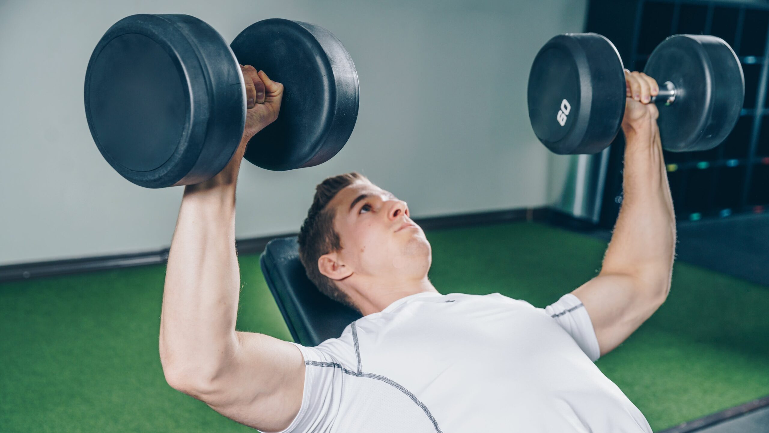 Первый раз в качалке: что нужно знать, чтобы не облажаться – чек-лист тренера