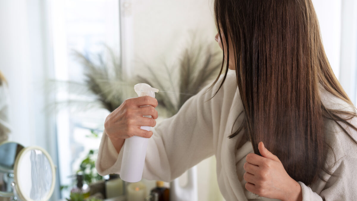 Жирнятся волосы: почему и что делать – пошаговая инструкция