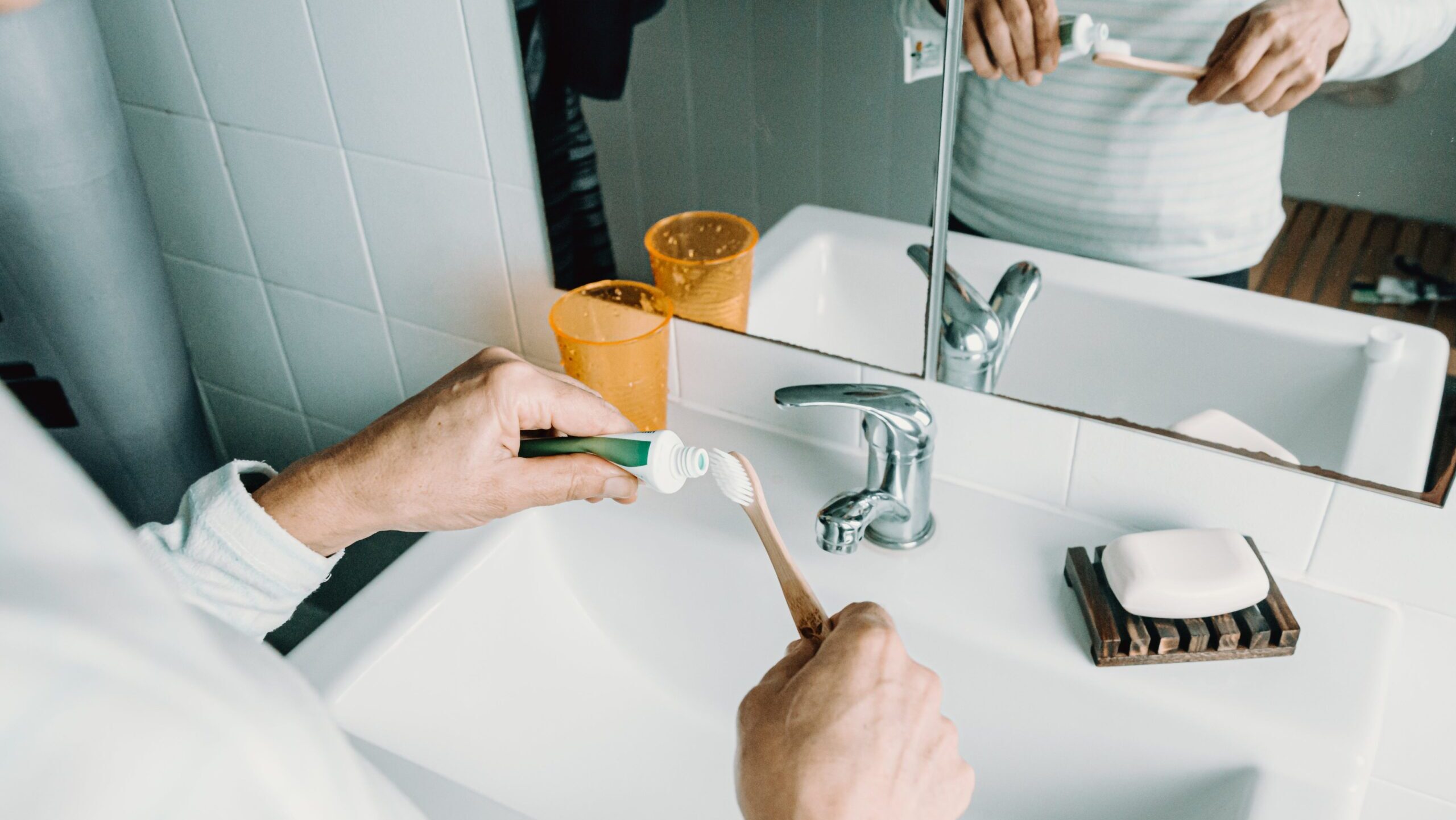 Уйди, от тебя воняет! Что делать с запахом изо рта – топ-5 способов