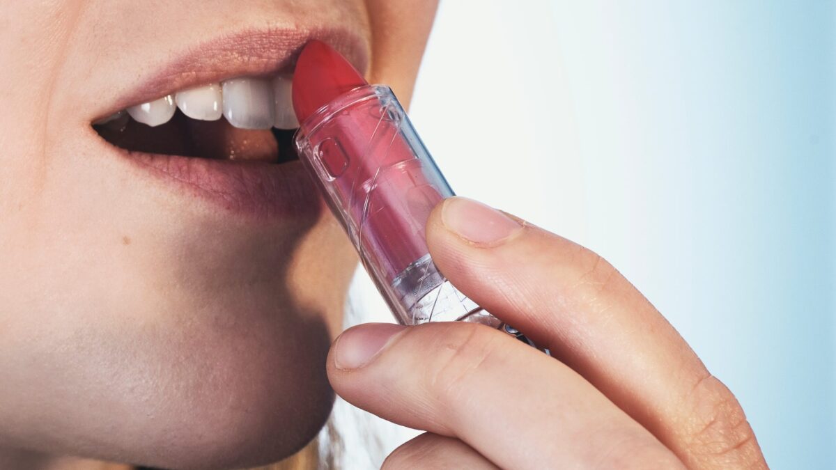 Как убрать запах изо рта навсегда? Топ-5 способов избавиться