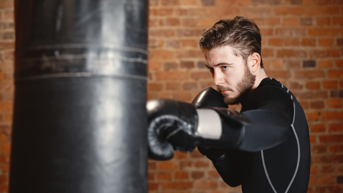 Как справиться с гневом? Топ-5 способов через спорт