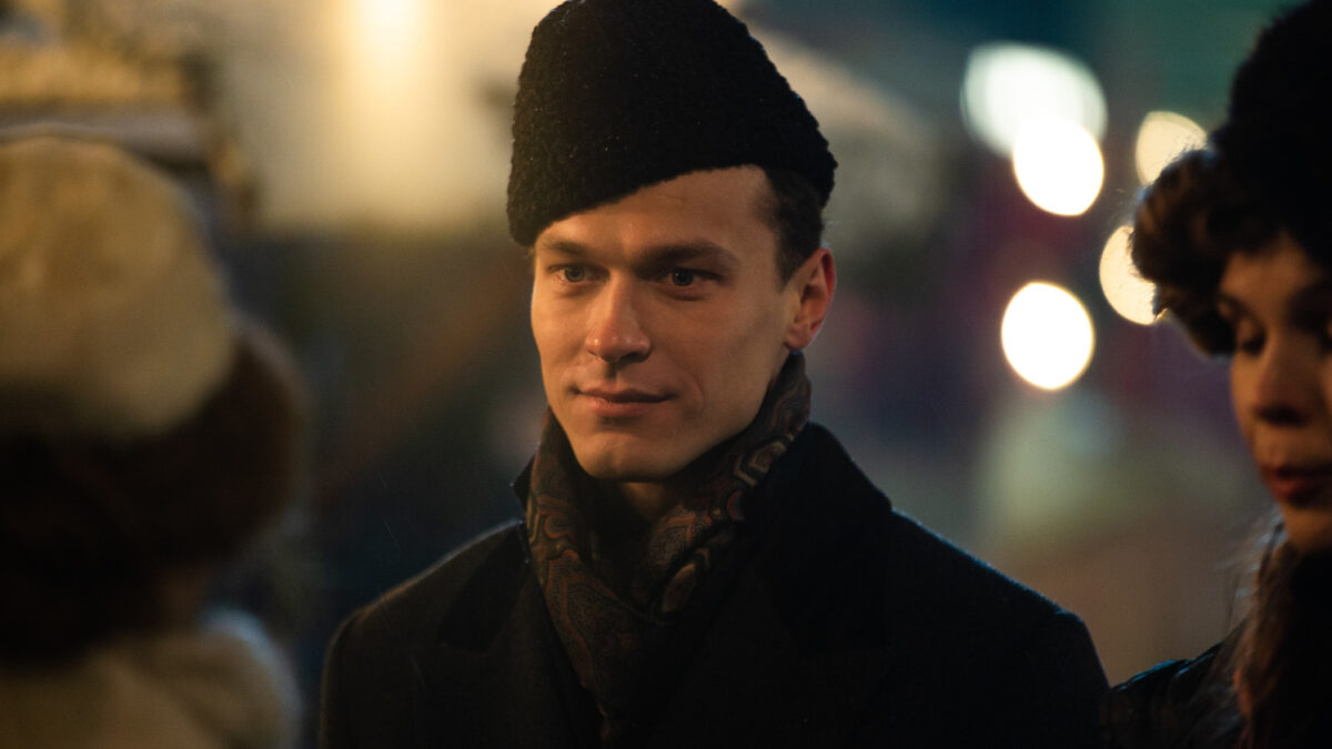 Кадр из фильма «Серебряные коньки».