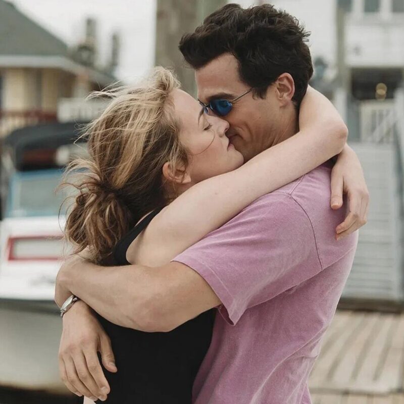 Что не так с «Историей любви»: 7 искажённых фактов о романе Джона Кеннеди-младшего и Кэролайн…