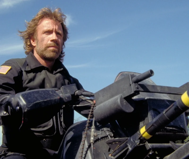 Икона боевых искусств, сыгравший Уокера: топ-7 фактов об актёре Чаке Норрисе