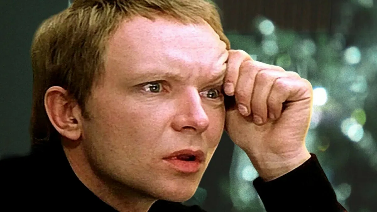 Женя Лукашин