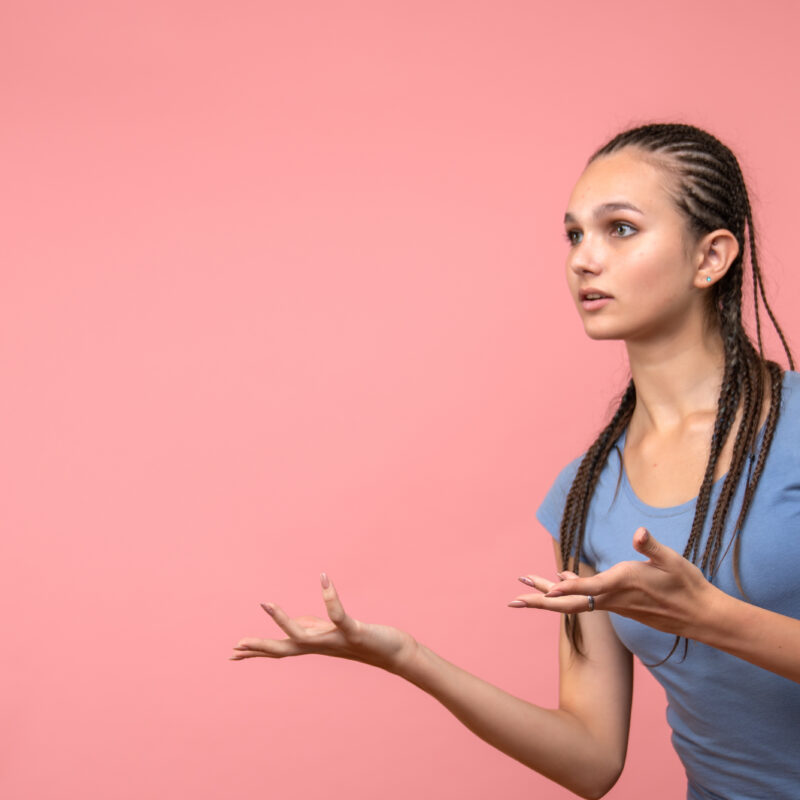 О чем говорит тело: карта телесных сигналов – от челюсти до ног. Советы психолога