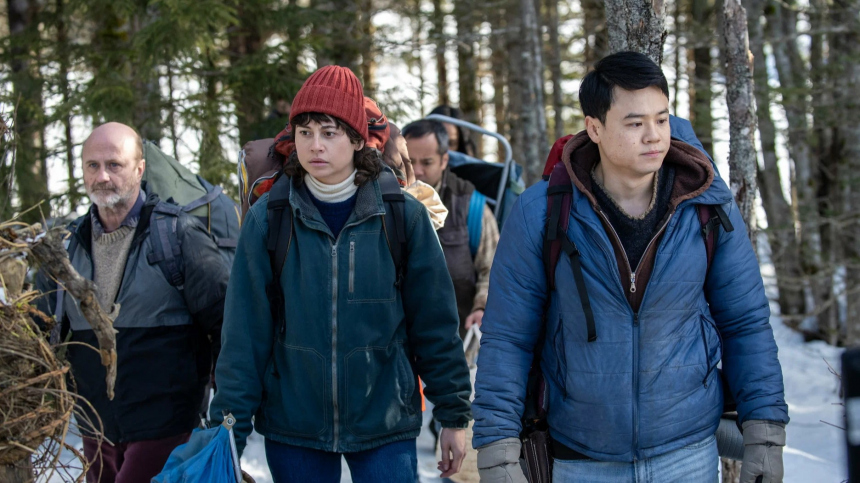 Кадр из сериала «Извне».