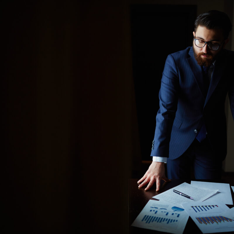 Бизнес-тренинги как секты: как распознать, кто в группе риска и почему опасно молчать