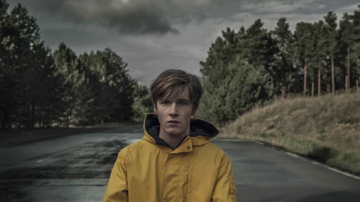 Сериалы, похожие на «Извне»: истории с тем же ощущением