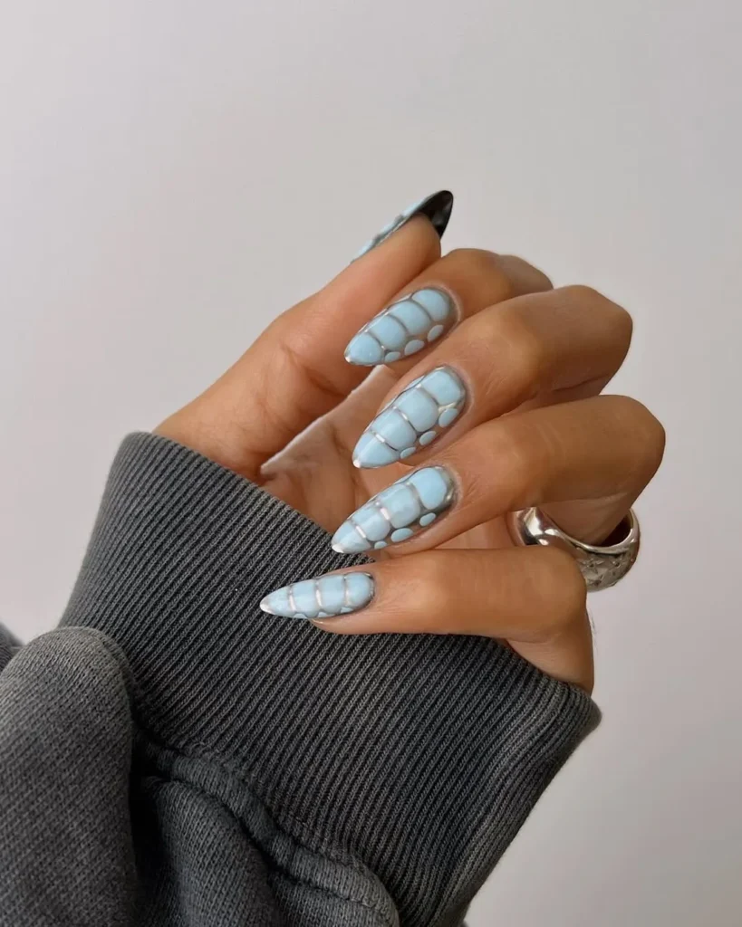 Тренд лета – маникюр в технике blooming gel: как его сделать?