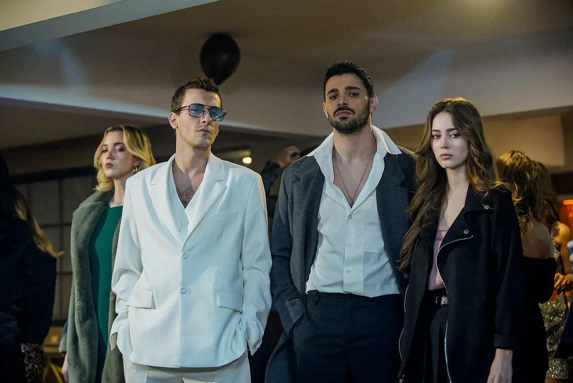 Турецкая драма о потерянном рае: почему сериал «Дикий» понравился даже скептикам
